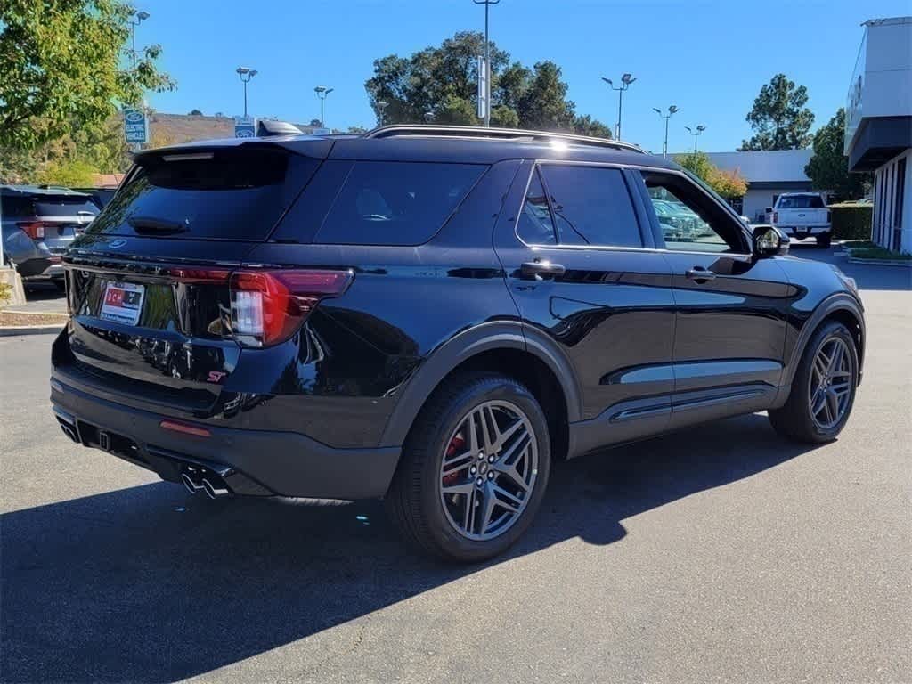 Thumbnail: 2025 Ford Explorer - 6