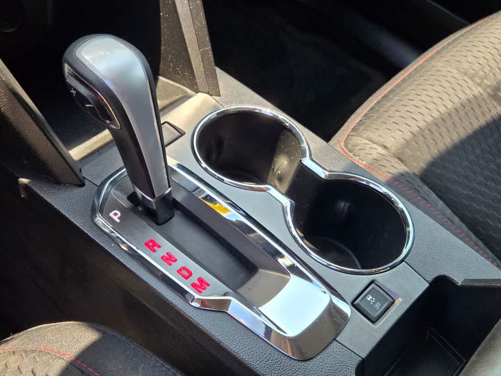 Thumbnail: 2015 GMC Terrain - 22