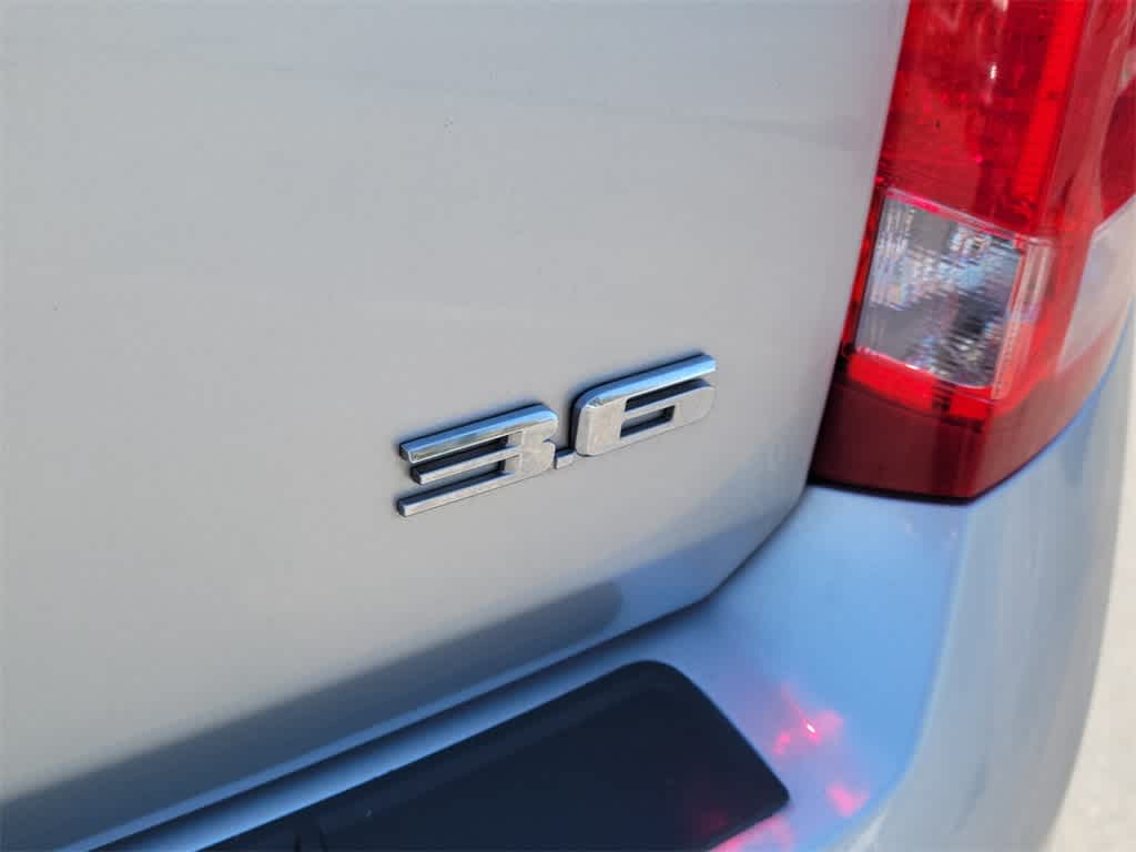 Thumbnail: 2013 Cadillac SRX - 6