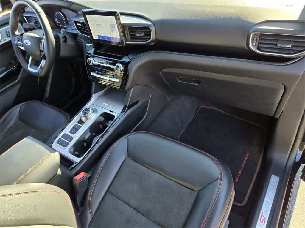 Thumbnail: 2022 Ford Explorer - 17