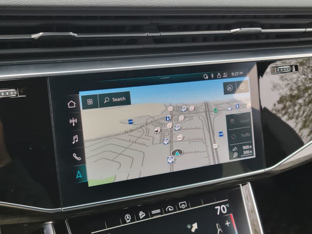 Thumbnail: 2022 Audi Q8 - 21