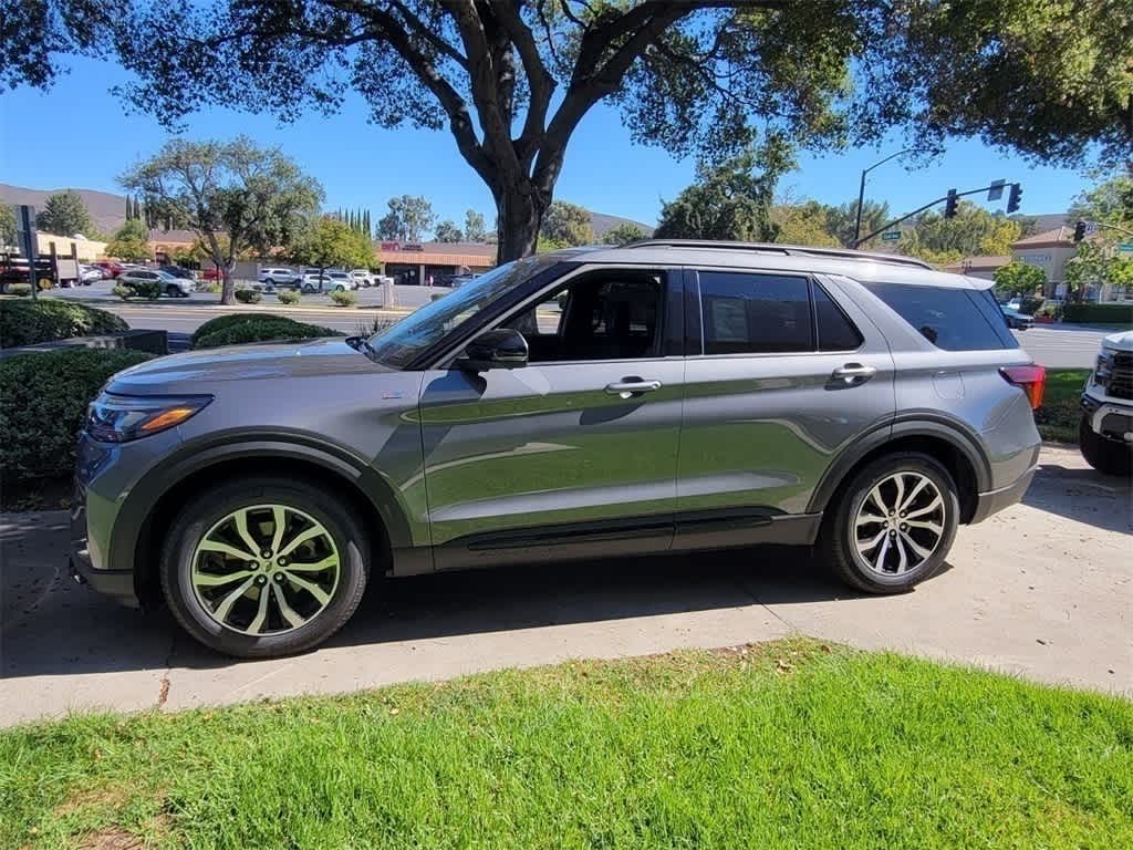 Thumbnail: 2025 Ford Explorer - 2