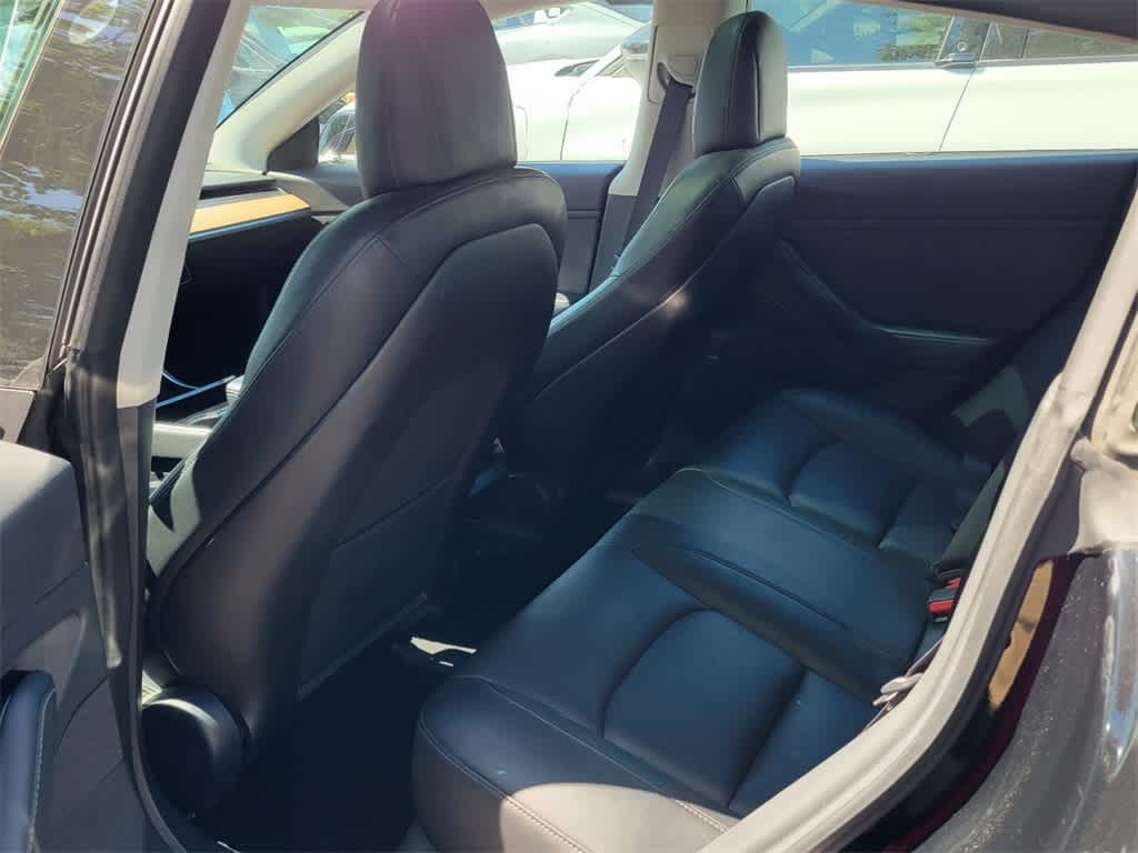 Thumbnail: 2019 Tesla Model 3 - 4