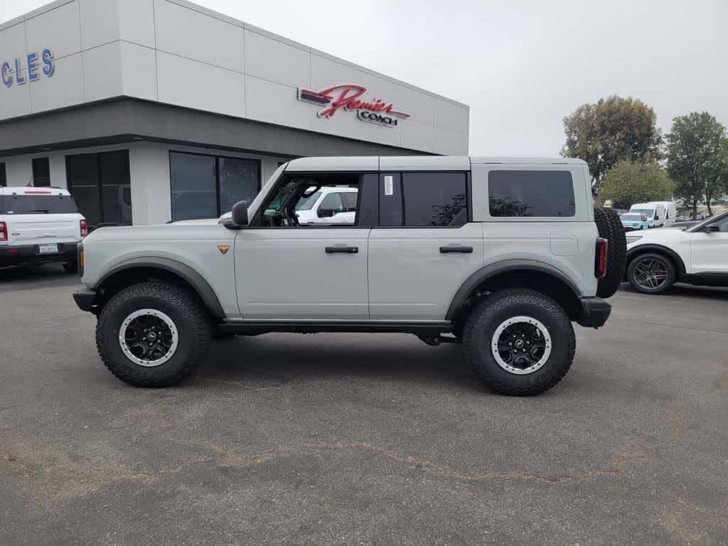 Thumbnail: 2026 Ford Bronco - 2
