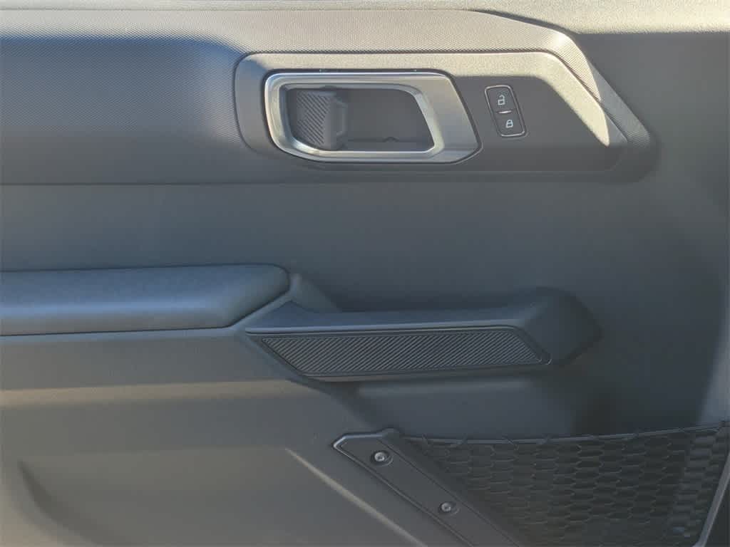 Thumbnail: 2025 Ford Bronco - 17