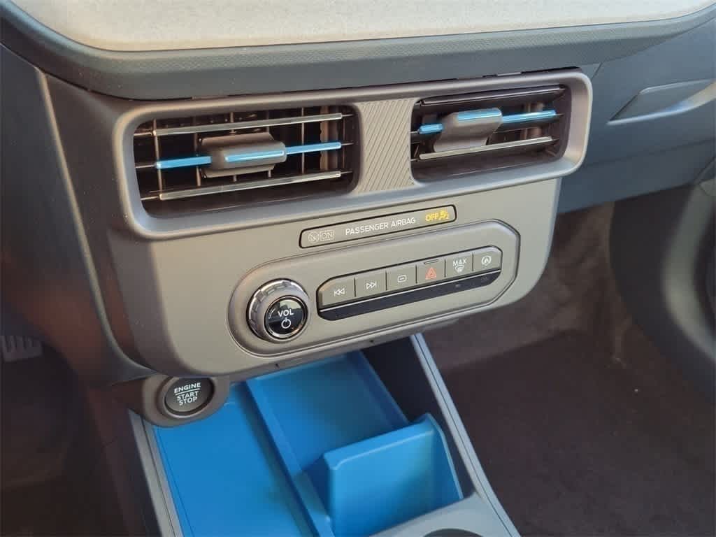 Thumbnail: 2026 Ford Maverick - 19