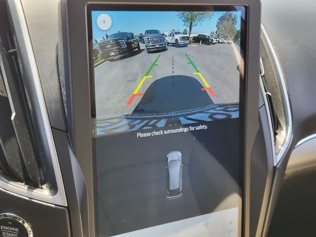 Thumbnail: 2022 Ford Edge - 23