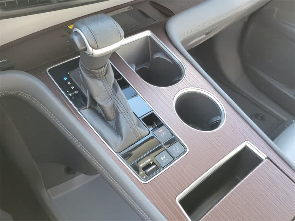 Thumbnail: 2021 Toyota Sienna - 19