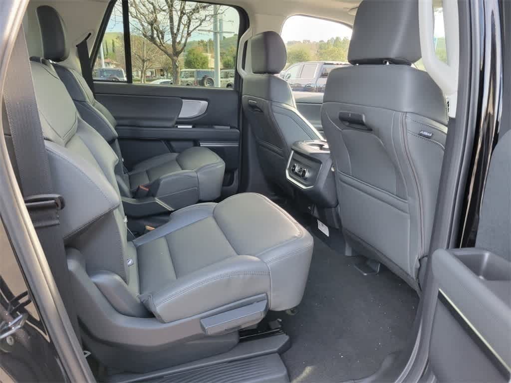 Thumbnail: 2026 Ford Expedition MAX - 15