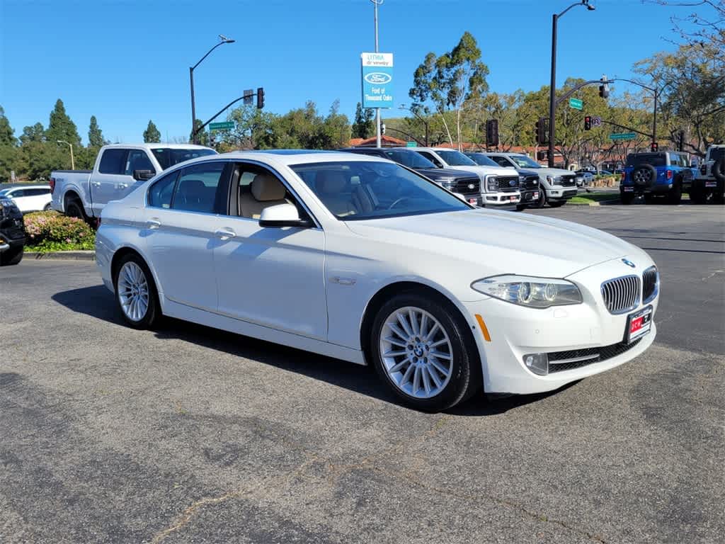 Thumbnail: 2013 BMW 5 Series - 9