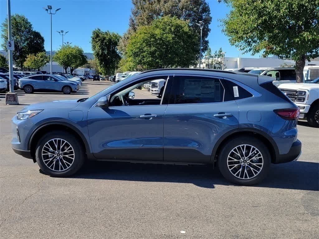 Thumbnail: 2025 Ford Escape - 2