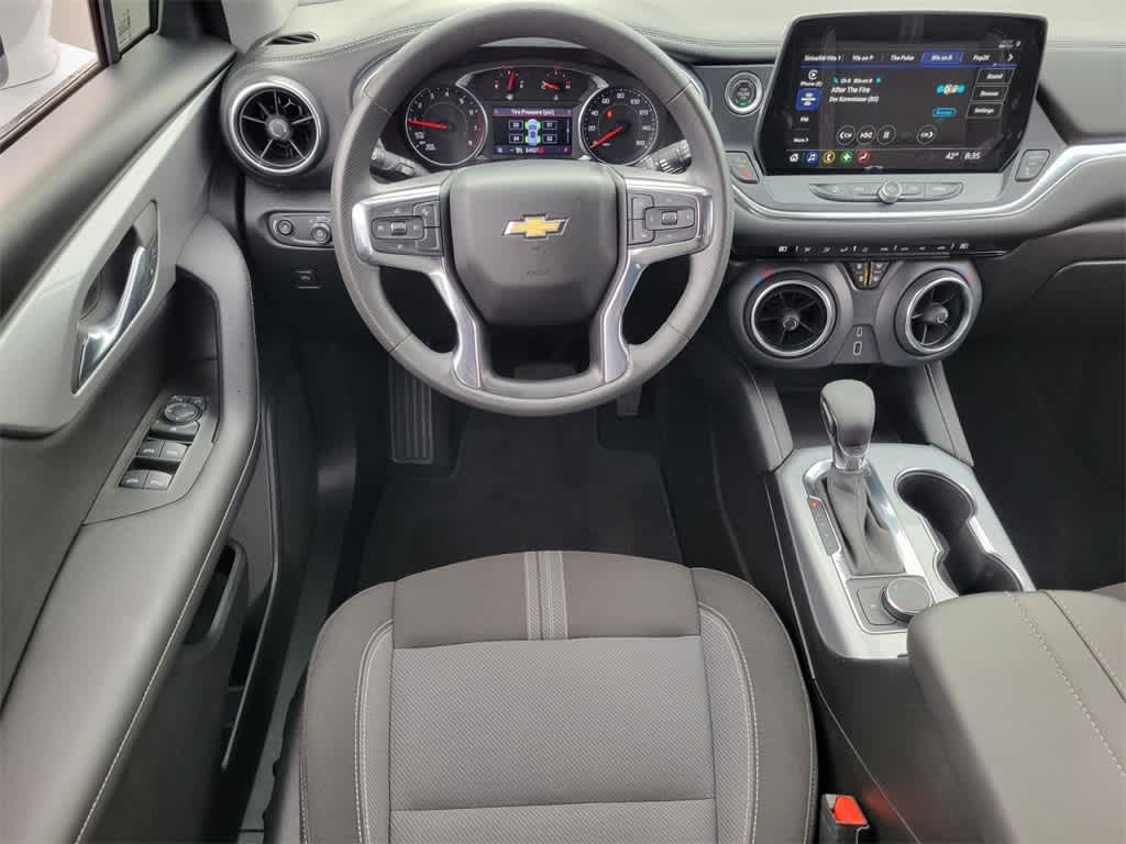 Thumbnail: 2023 Chevrolet Blazer - 14