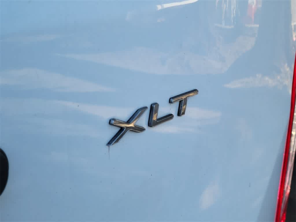 Thumbnail: 2022 Ford Econoline - 7