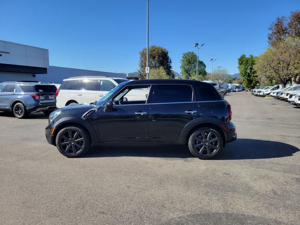 Thumbnail: 2014 MINI Cooper Countryman - 2