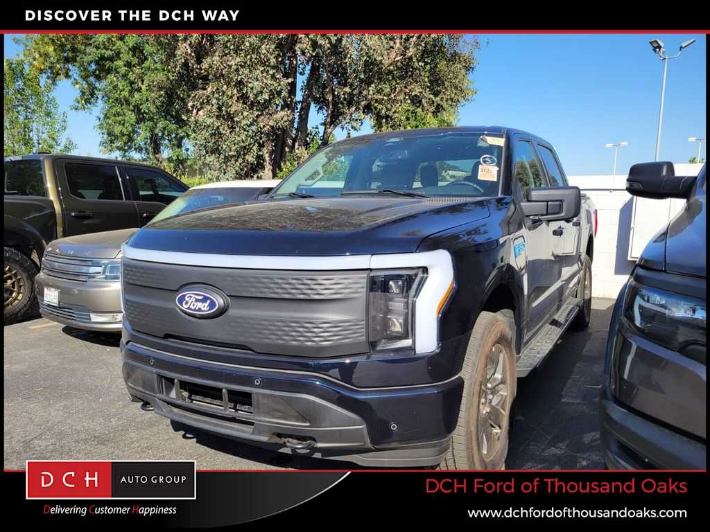 2025 Ford F-150 Flash 4x4 SuperCrew 5-1/2 Box's photo