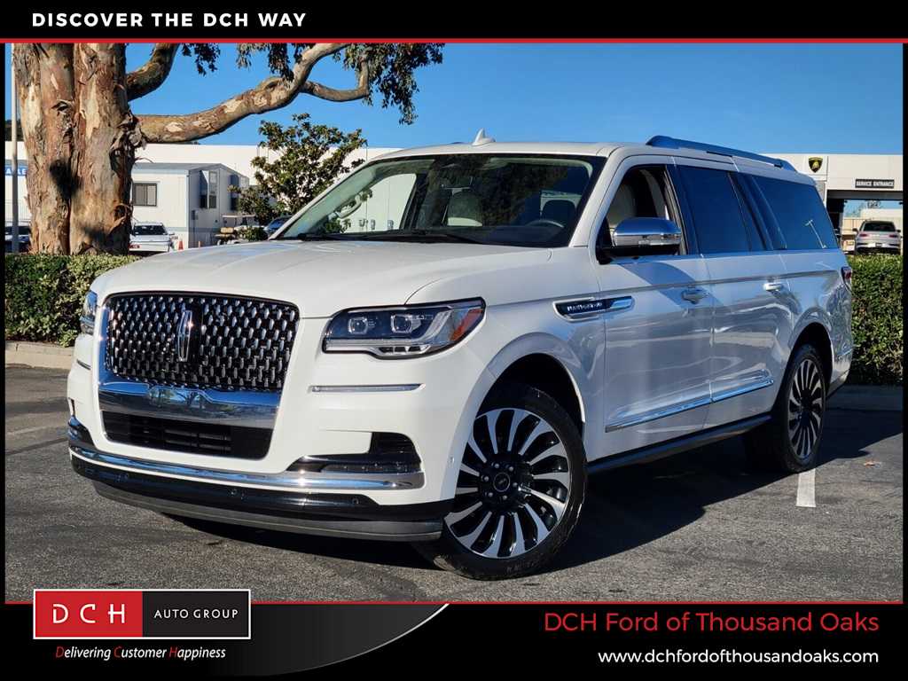 Thumbnail: 2022 Lincoln Navigator - 1