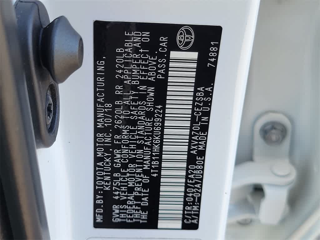 Thumbnail: 2019 Toyota Camry - 15