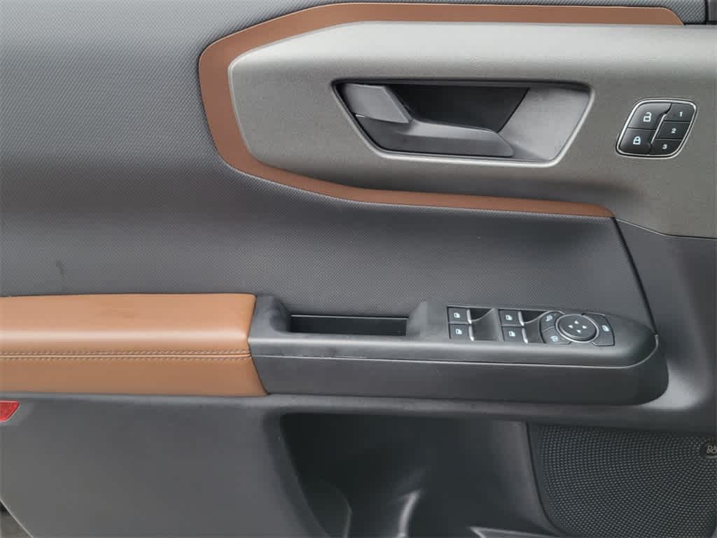 Thumbnail: 2025 Ford Bronco Sport - 18