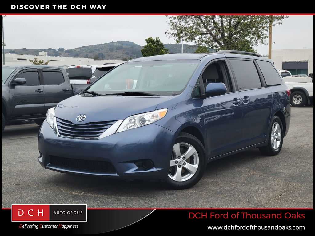 2017 Toyota Sienna LE -
                  Thousand Oaks, CA