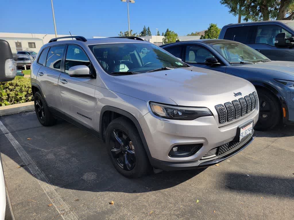 Thumbnail: 2019 Jeep Cherokee - 10