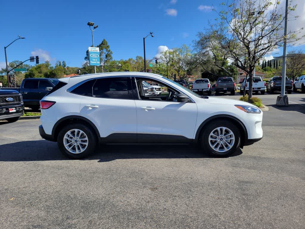 Thumbnail: 2022 Ford Escape - 7