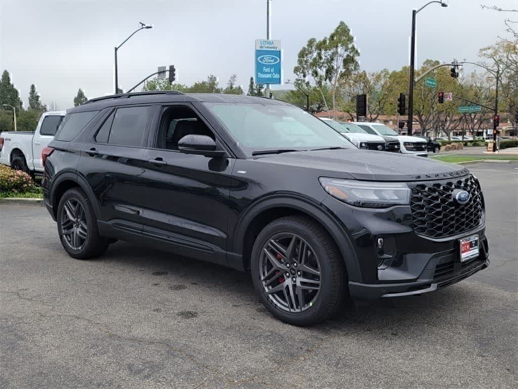 Thumbnail: 2026 Ford Explorer - 8