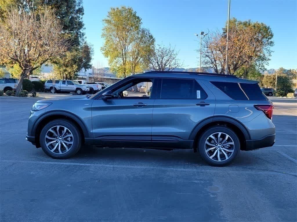 Thumbnail: 2026 Ford Explorer - 2