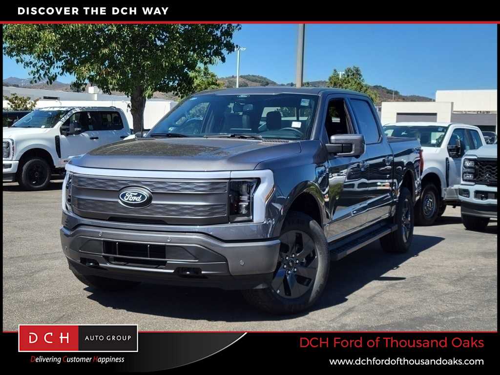 2025 Ford F-150 Lightning TRUCK 