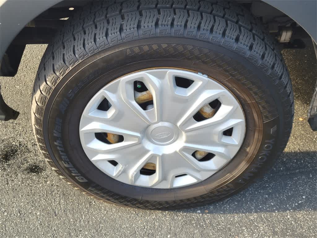 Thumbnail: 2015 Ford Transit Series - 9