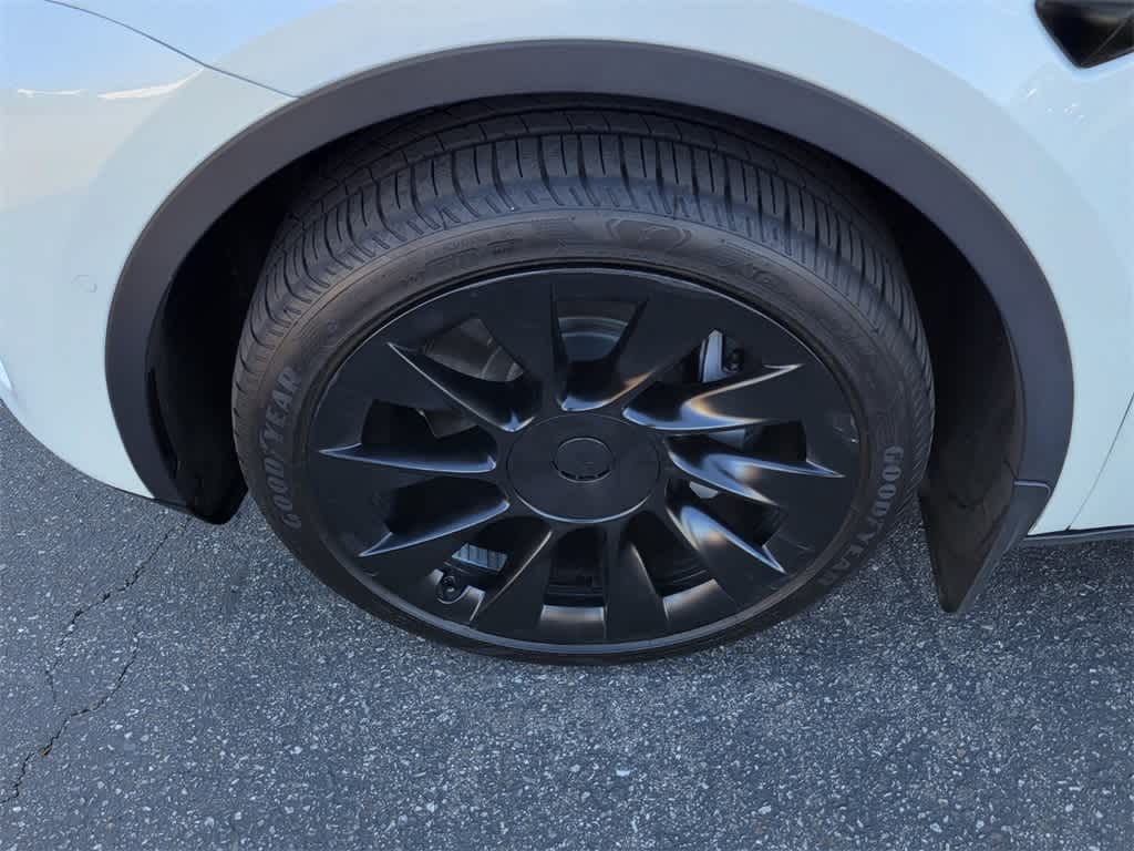 Used 2022 Tesla Model Y Long Range with VIN 7SAYGDEE4NF439238 for sale in Northfield, Minnesota