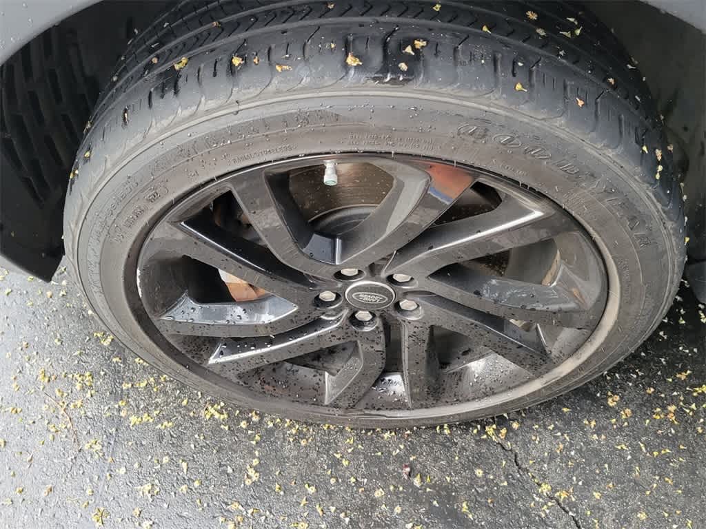 Thumbnail: 2018 Land Rover Discovery Sport - 2