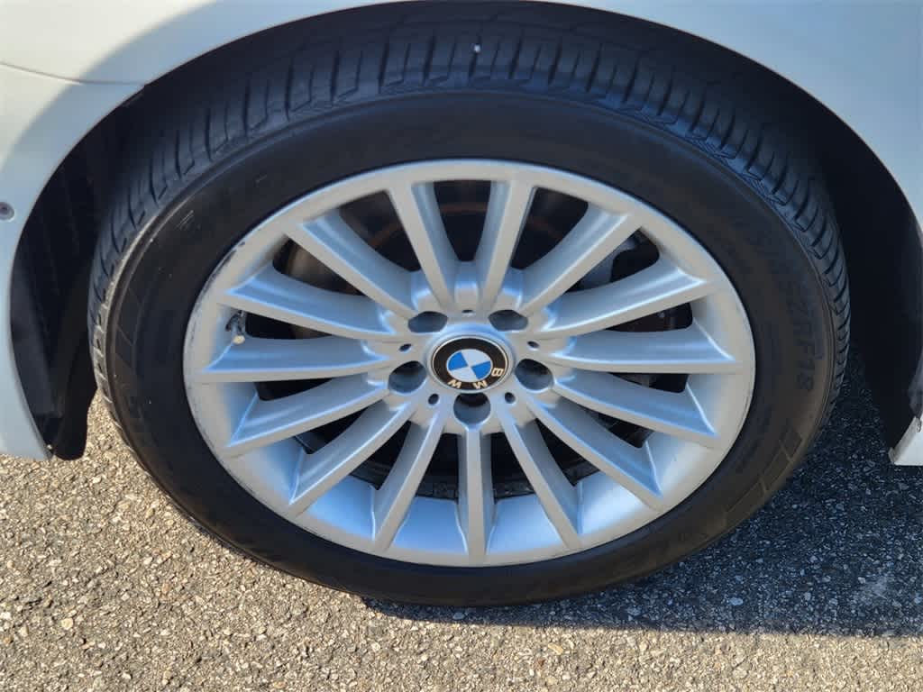 Thumbnail: 2013 BMW 5 Series - 11