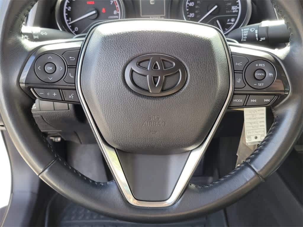 Thumbnail: 2019 Toyota Camry - 16