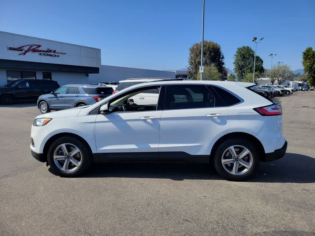 Thumbnail: 2022 Ford Edge - 2