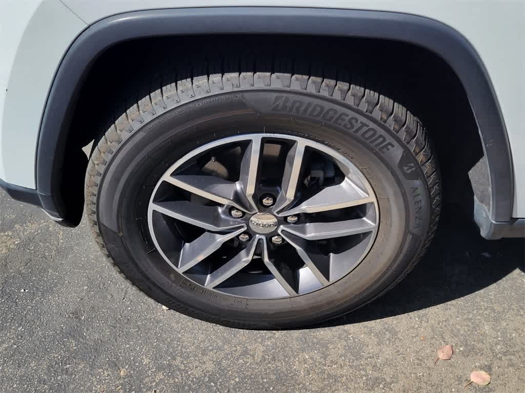 2018 Jeep Grand Cherokee Limited Edition 2