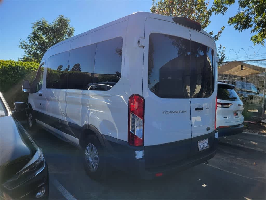 Thumbnail: 2022 Ford Econoline - 4