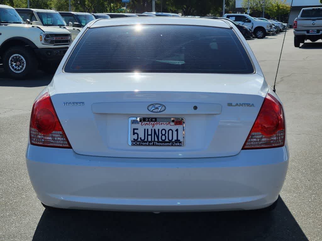Thumbnail: 2004 Hyundai Elantra - 4