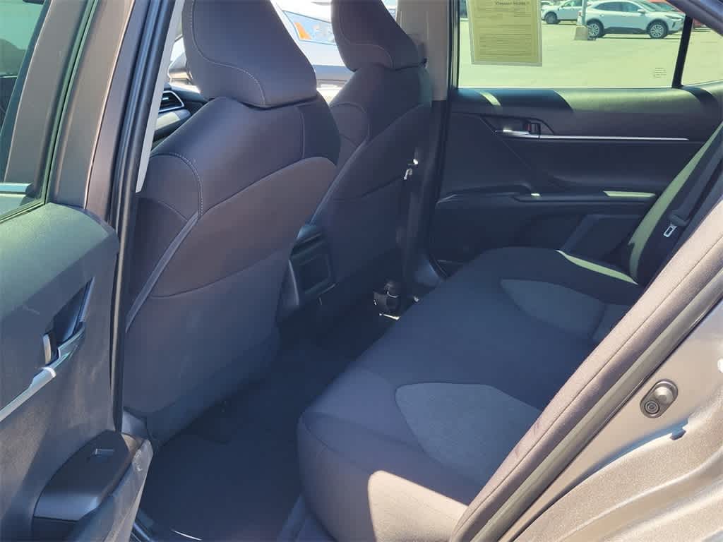 2022 Toyota Camry LE 10