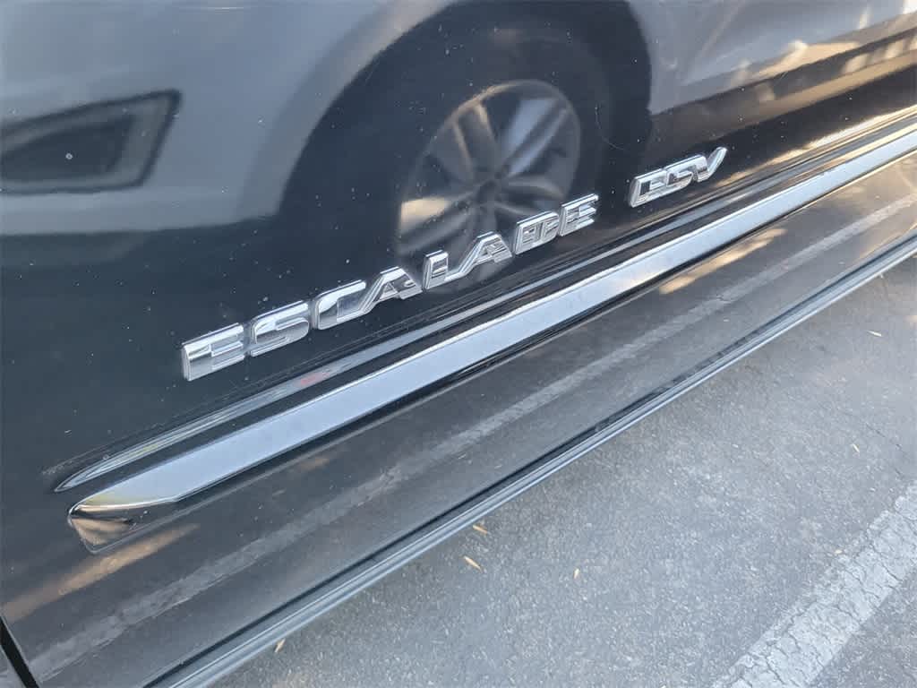 Thumbnail: 2013 Cadillac Escalade - 3