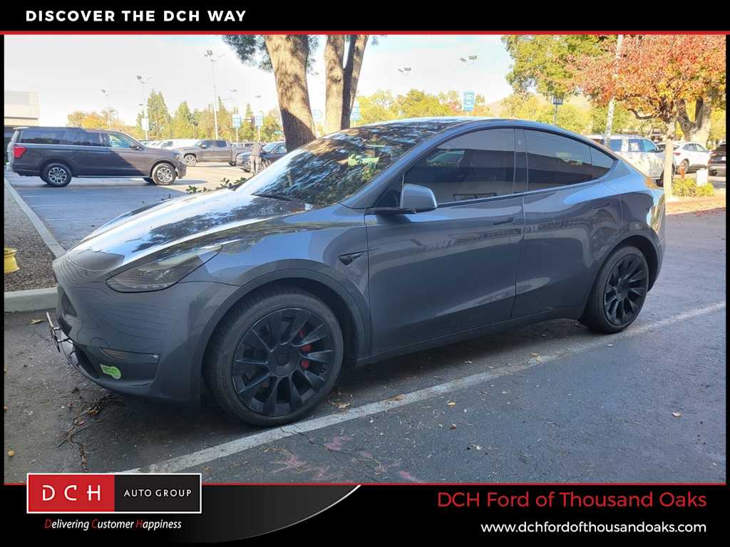 Thumbnail: 2023 Tesla Model Y - 1