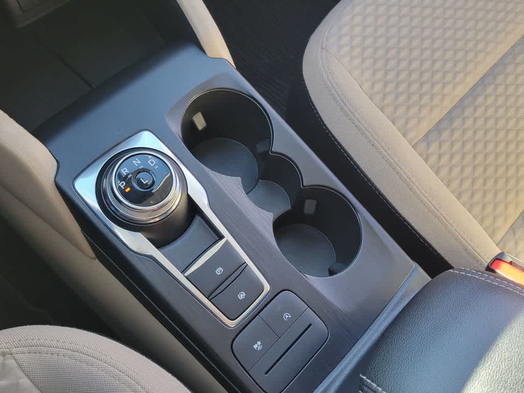 Thumbnail: 2022 Ford Escape - 20