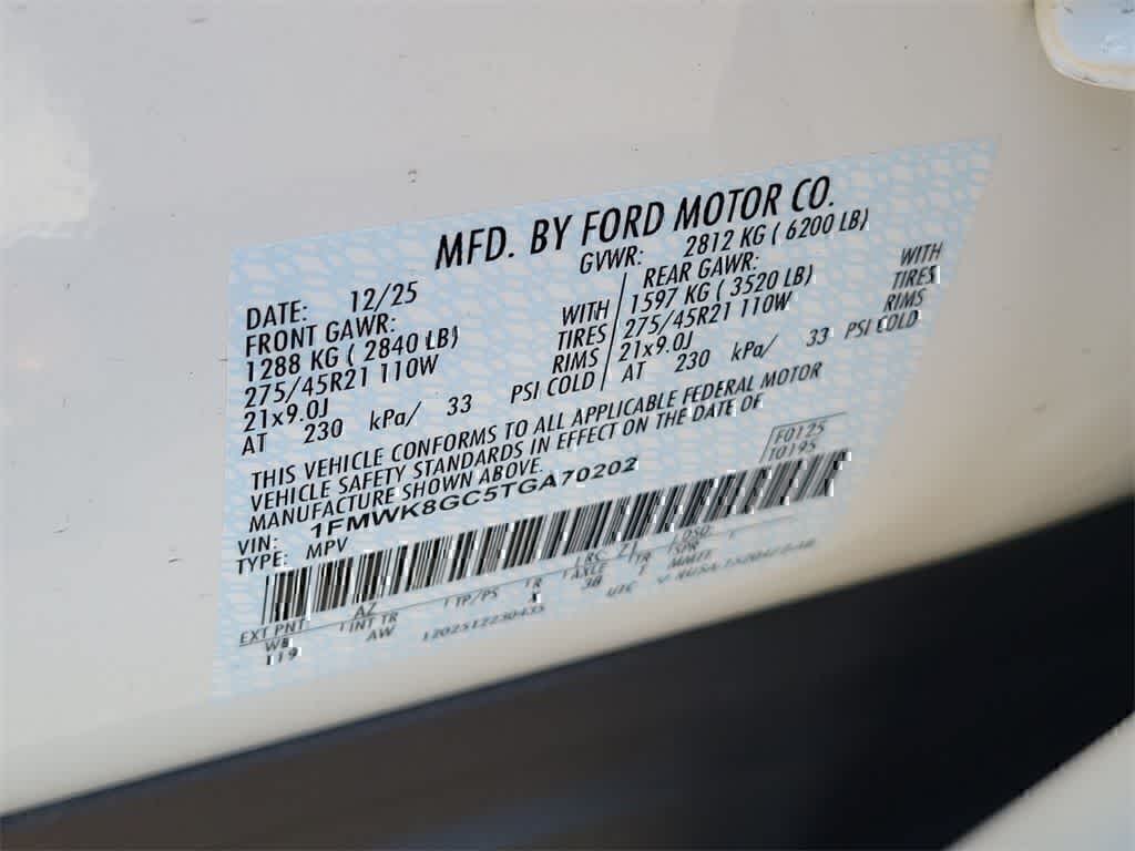 2026 Ford Explorer ST - Photo 14