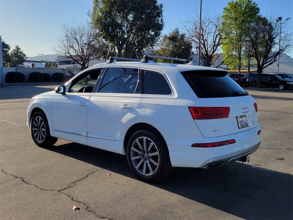 Thumbnail: 2019 Audi Q7 - 3