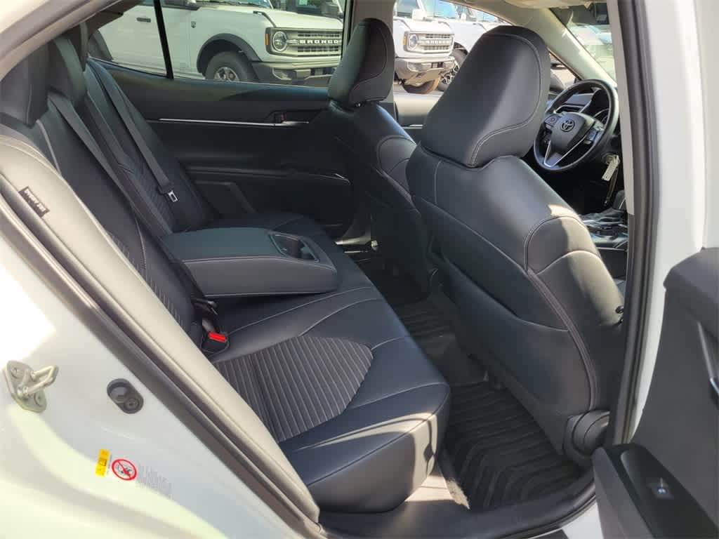 Thumbnail: 2019 Toyota Camry - 13