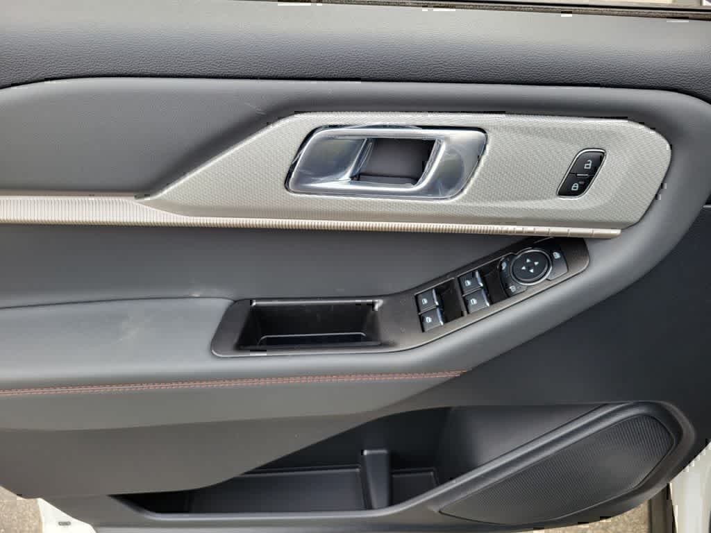 Thumbnail: 2026 Ford Explorer - 17