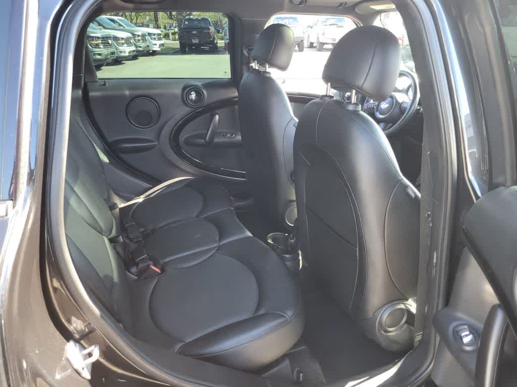 Thumbnail: 2014 MINI Cooper Countryman - 14