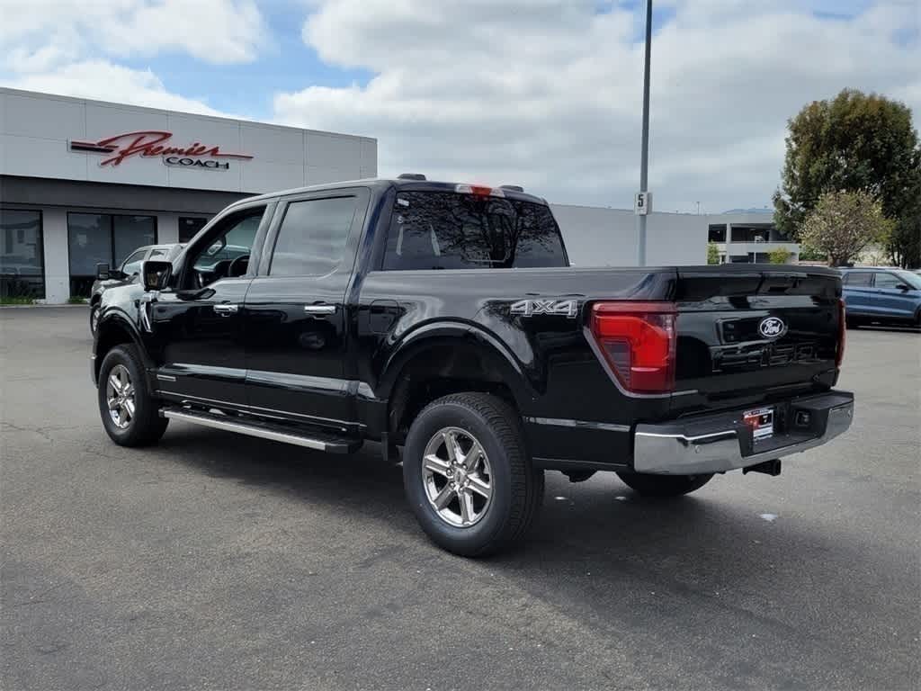 2025 Ford F-150 XLT photo 3