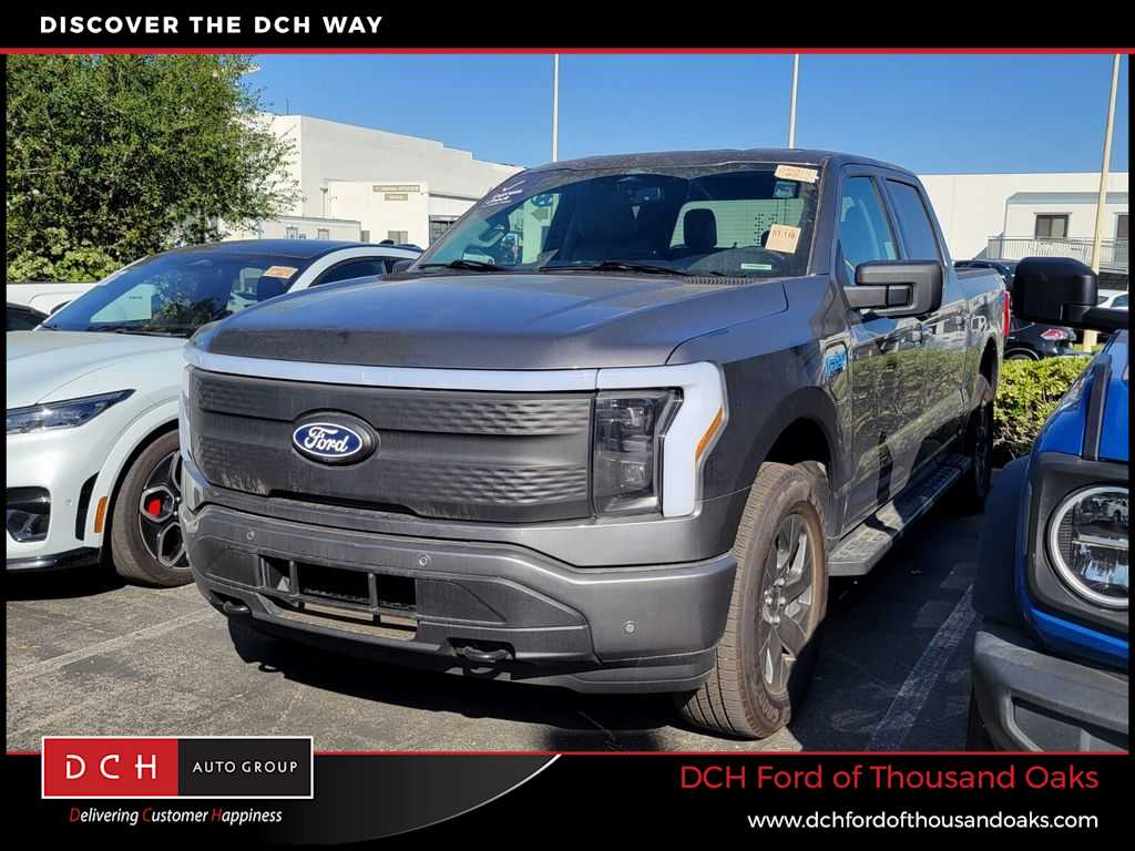 2025 Ford F-150 Flash 4x4 SuperCrew 5-1/2 Box's photo