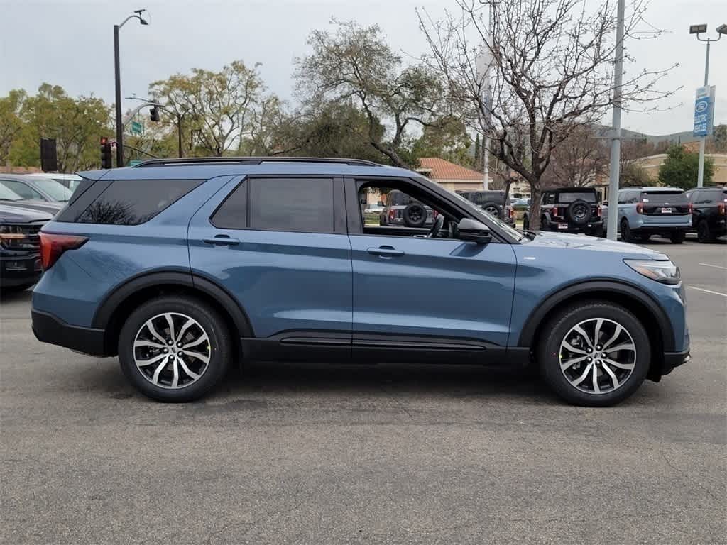 Thumbnail: 2026 Ford Explorer - 6