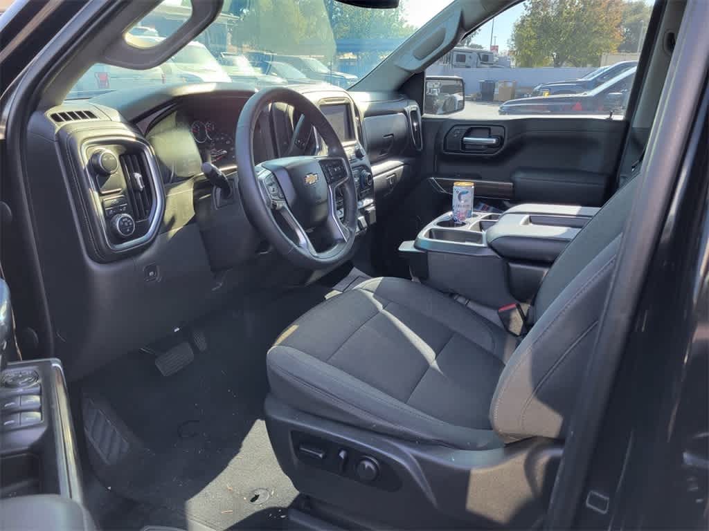 Thumbnail: 2020 Chevrolet Silverado 1500 - 3